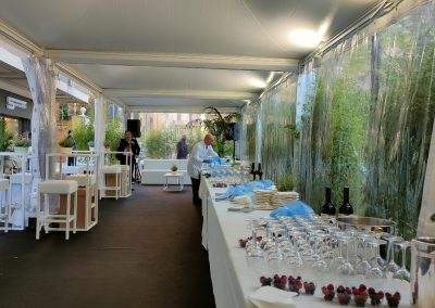 immagine dell'allestimento creato per Esselunga inaugurazione Store, nuova sede Esselunga nel quartiere Parioli a Roma. Key Comunicazione, in occasione della festa inaugurale, ha progettato e realizzato per l’occasione il dehors esterno.